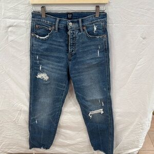 Gap Womens Cheeky Straight Jeans distressed